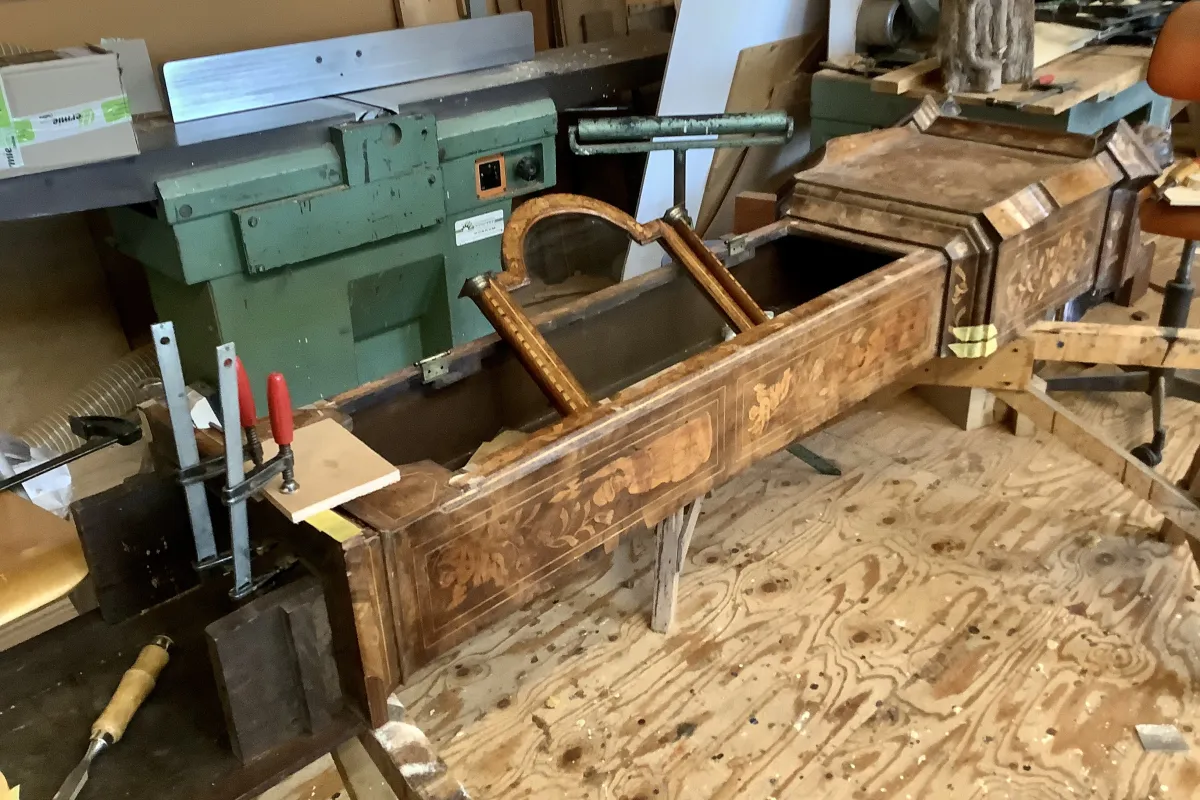 Staand Horloge restauratie kast
