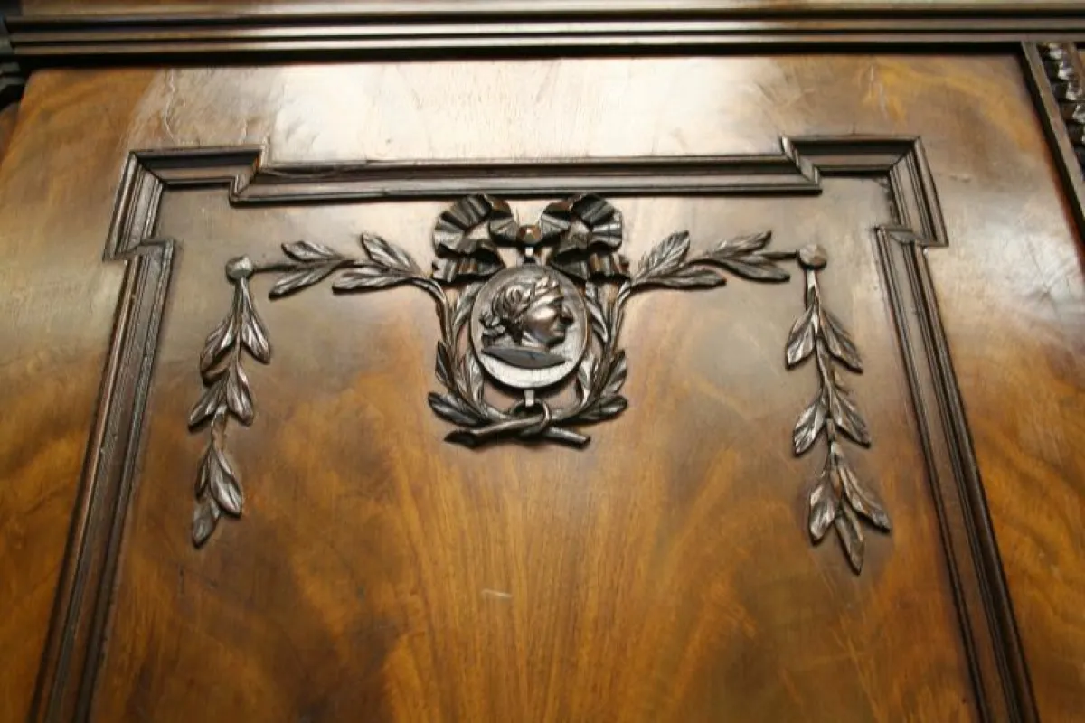 Kabinet Louis Seize 2